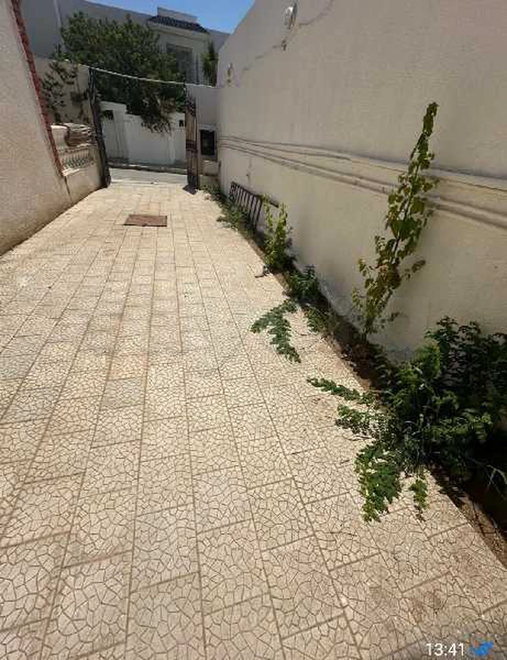 À louer étage de villa S+4 à Ennaser