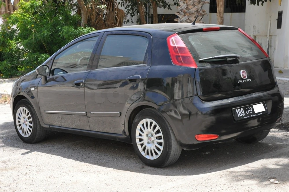 Carte voiture Fiat Grande Punto