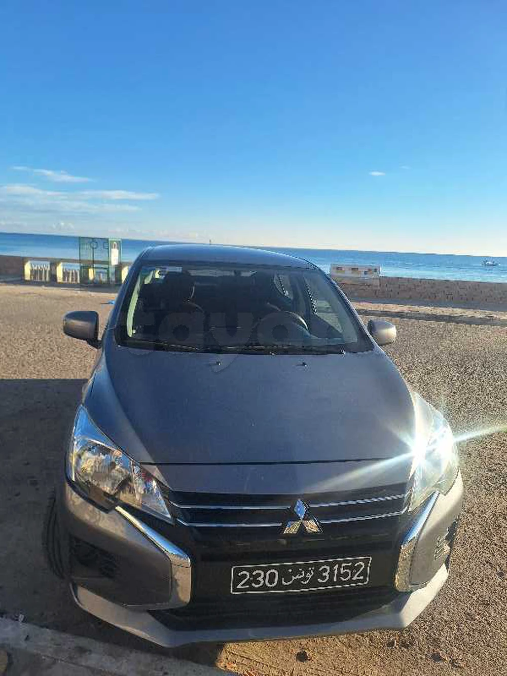 Carte voiture Mitsubishi Canter