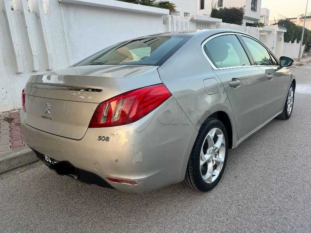 Peugeot 508