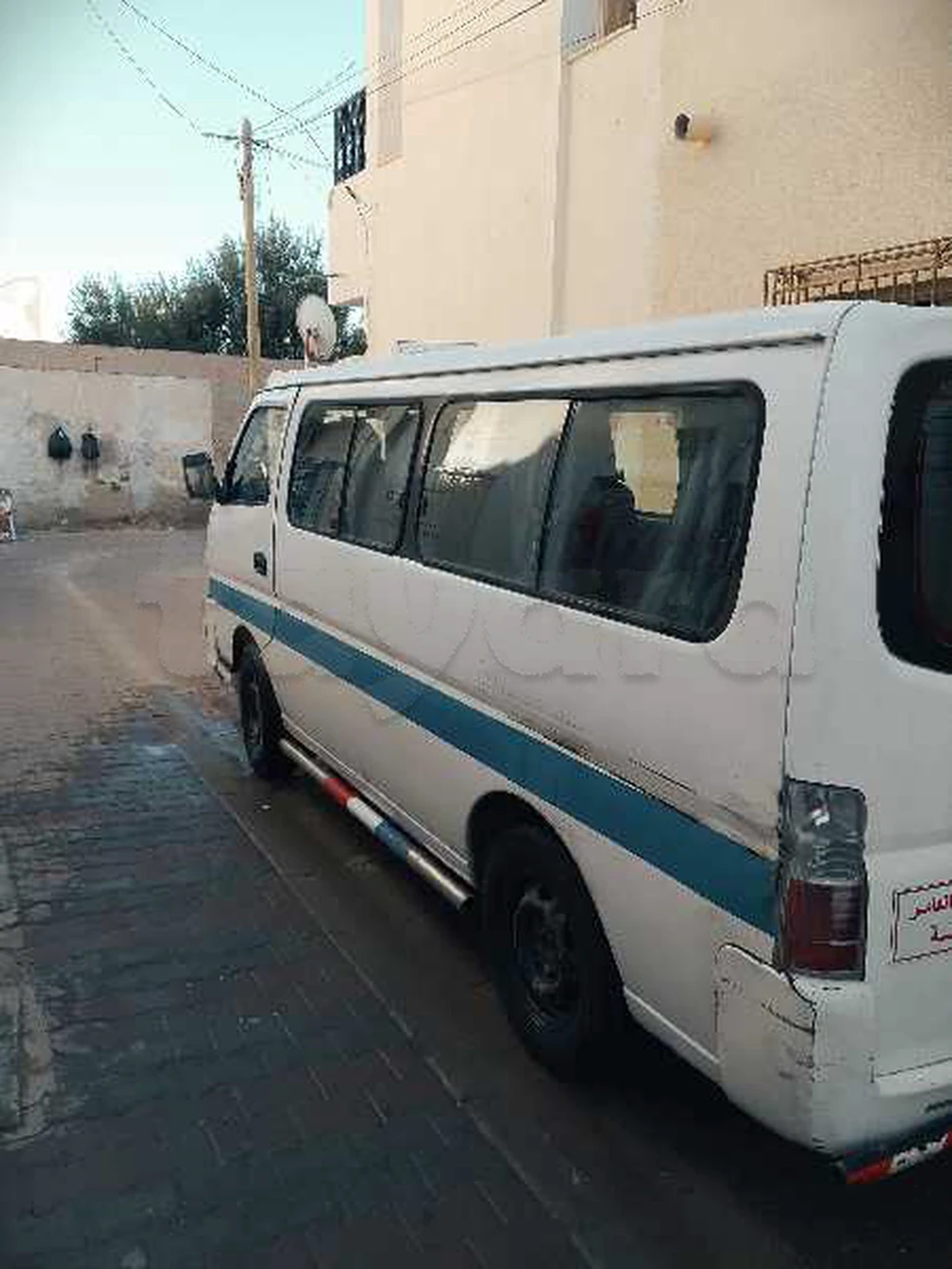 Nissan Urvan