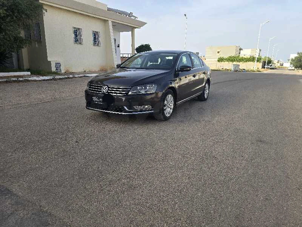 Carte voiture Volkswagen Passat CC