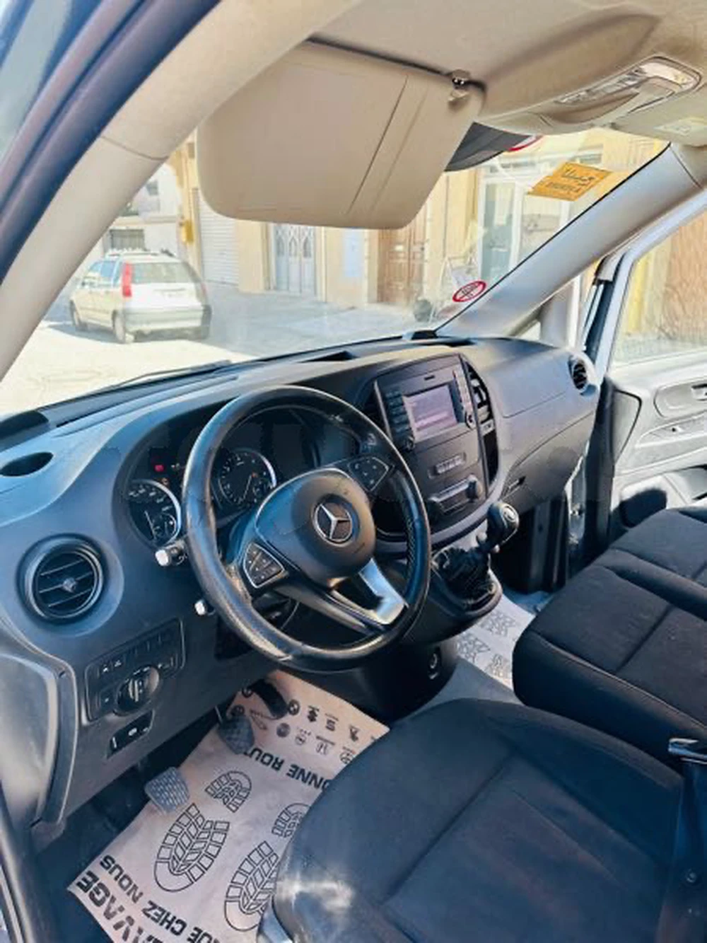 Carte voiture Mercedes-Benz Vito