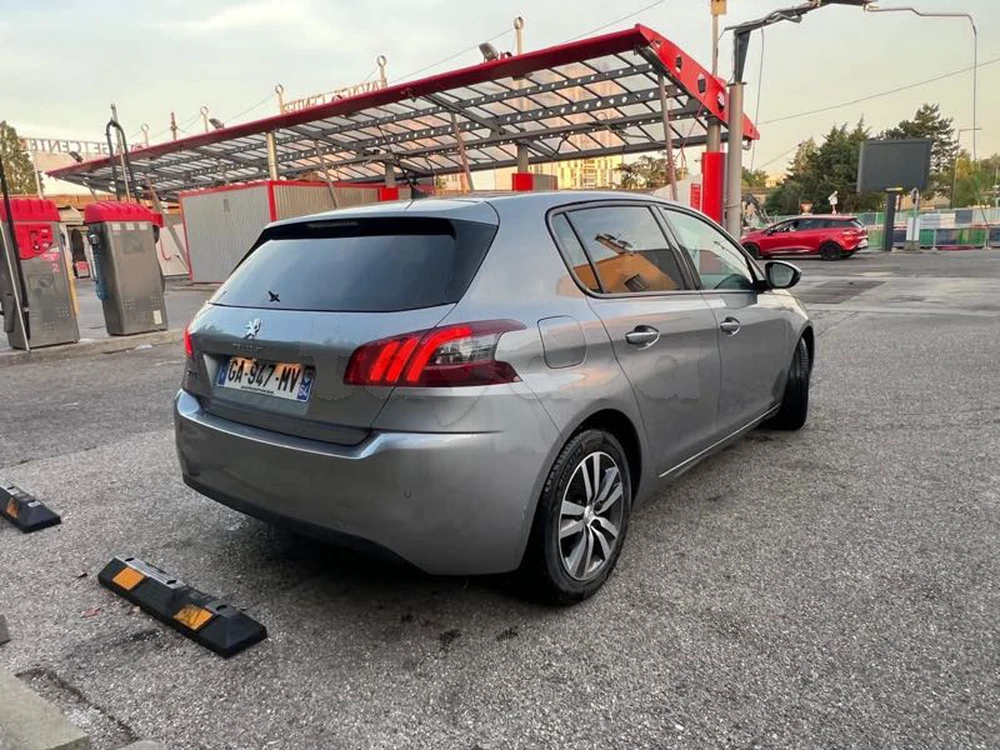 Peugeot 308