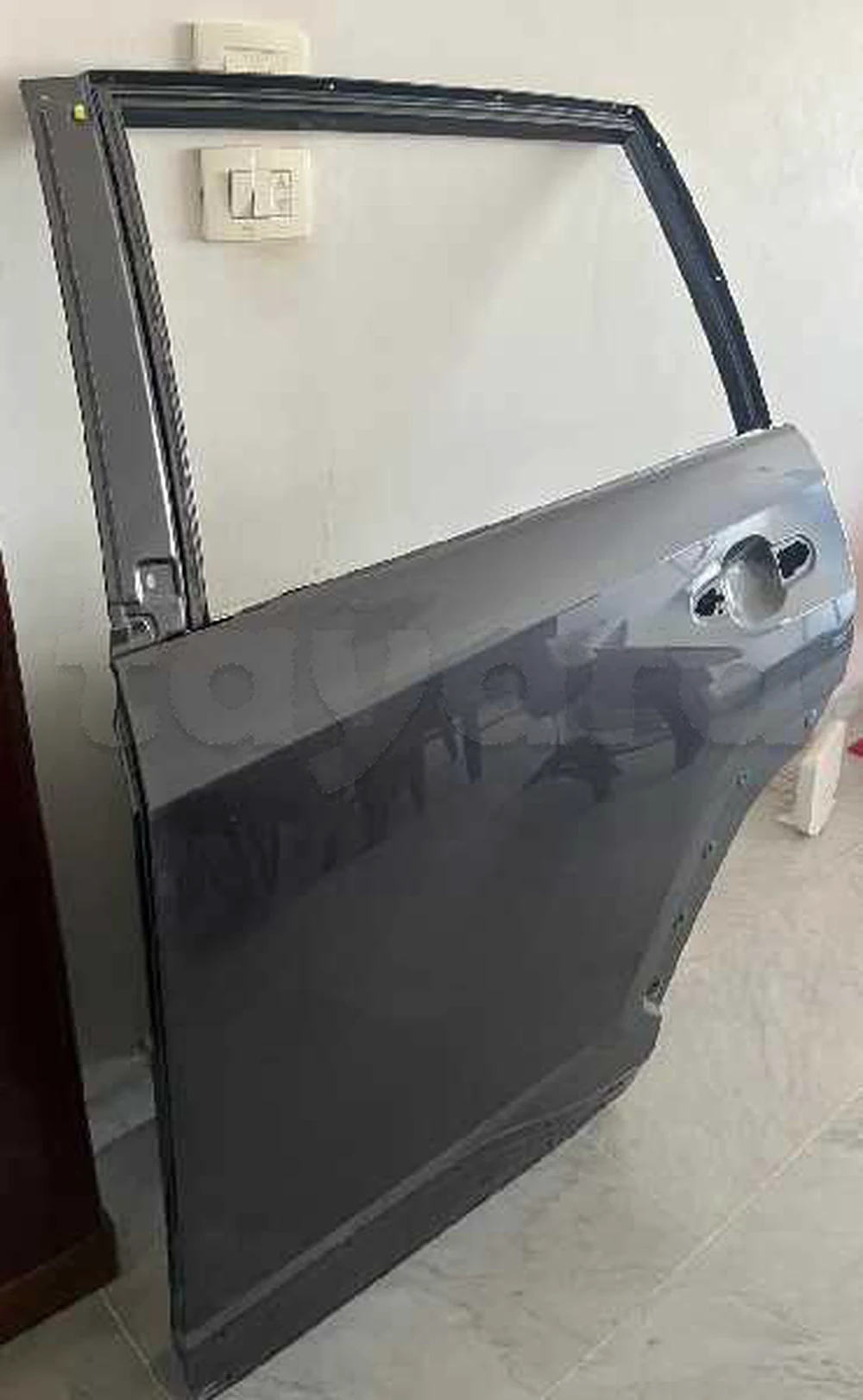 Porte arrière gauche Rav4 hybride
