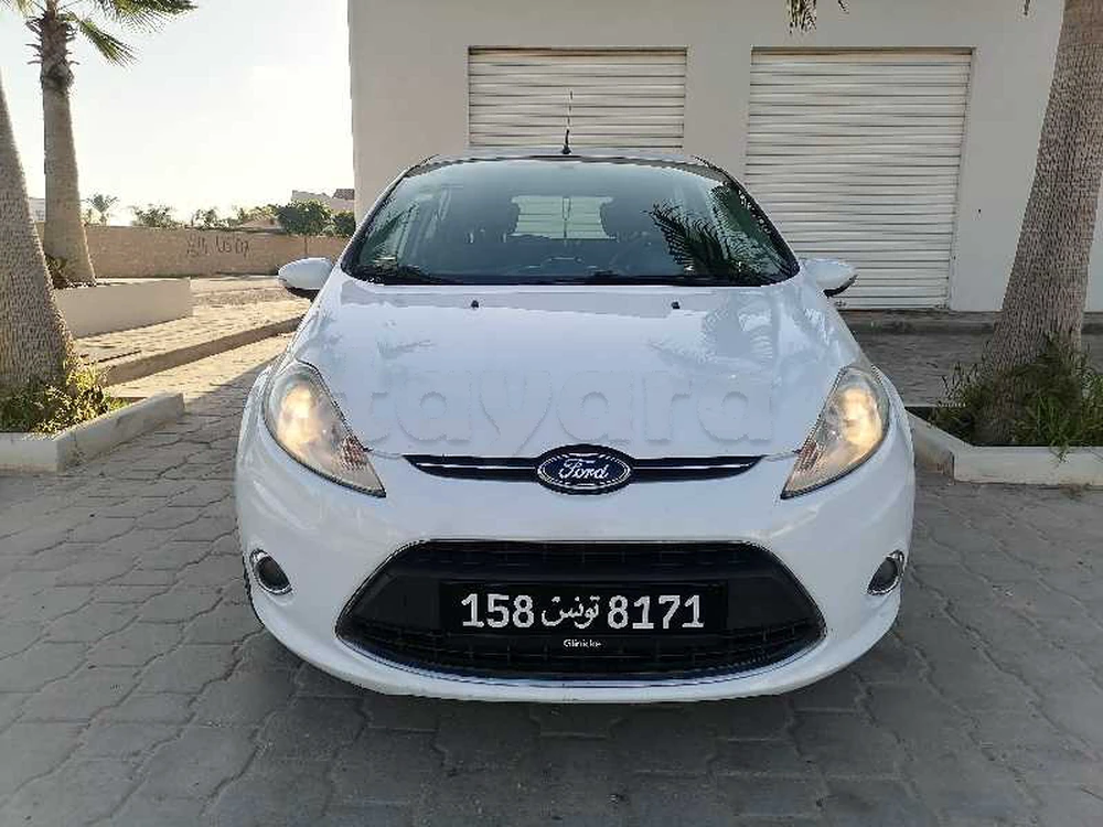 Carte voiture Ford Fiesta