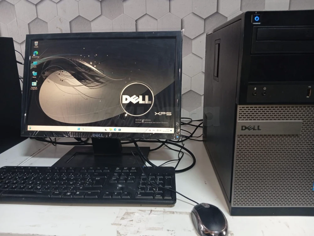 PC de Bureau DELL OptiPlex 990 / Intel Core i7-2600 (2ème Gen) 3.40 GHz / 8 Go RAM / Windows 11 Pro