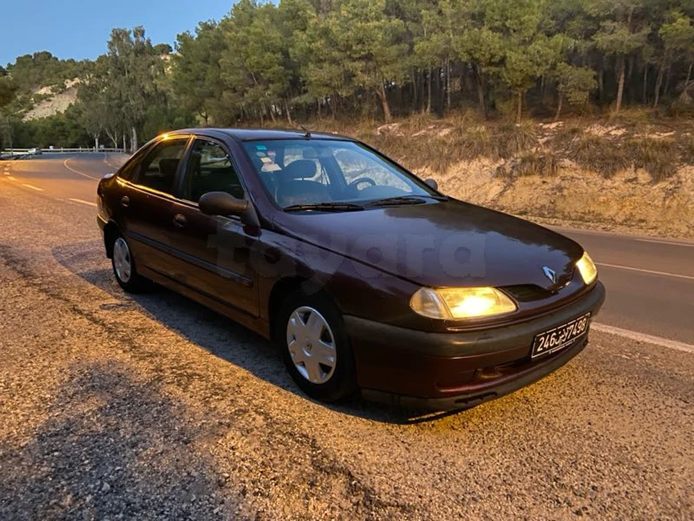 Carte voiture Renault Laguna