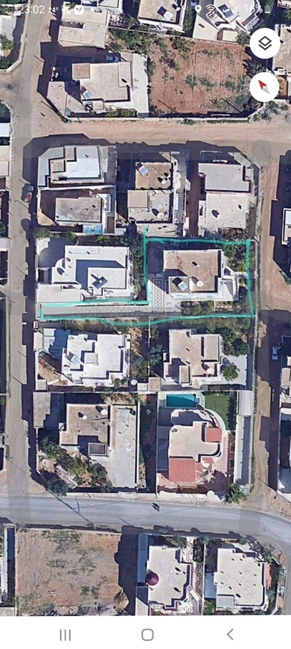 A vendre une villa avec deux étages route Mahdia KM 5