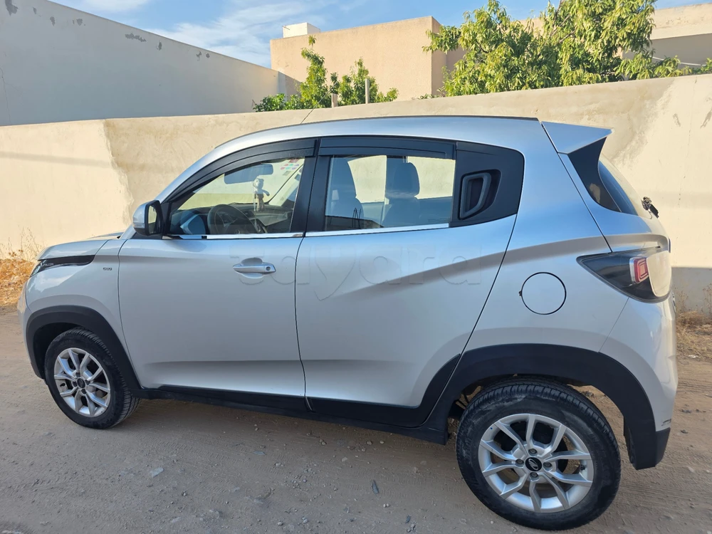 Mahindra Hover