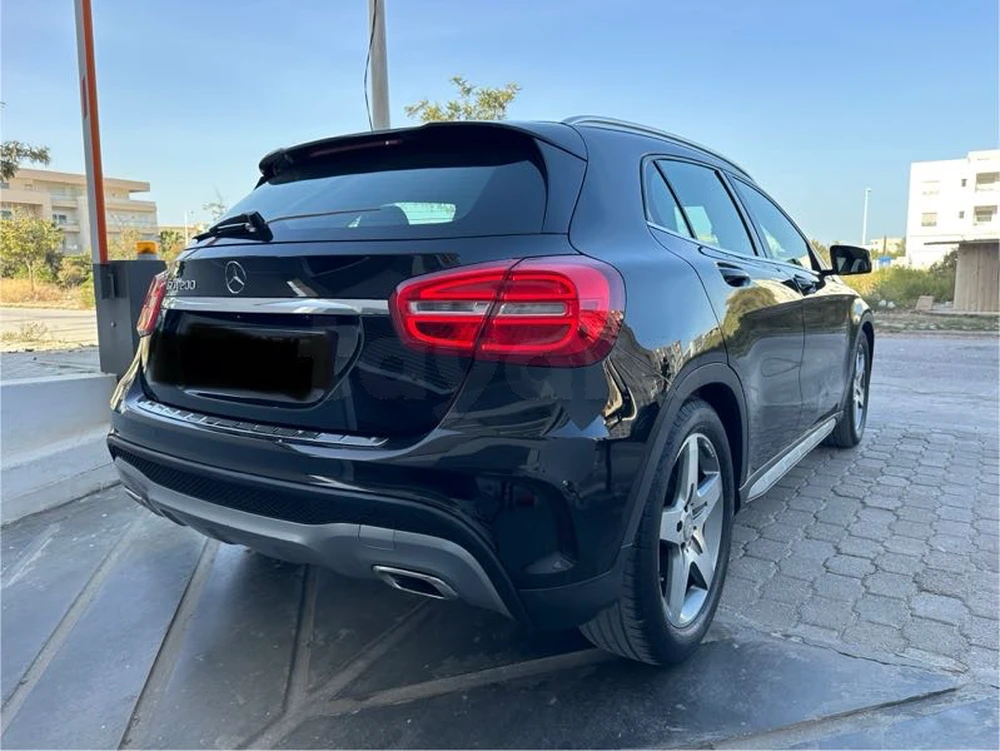 Carte voiture Mercedes-Benz Classe GLA