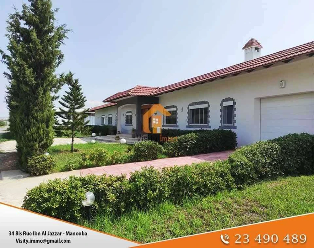 Château S+4 à Vendre