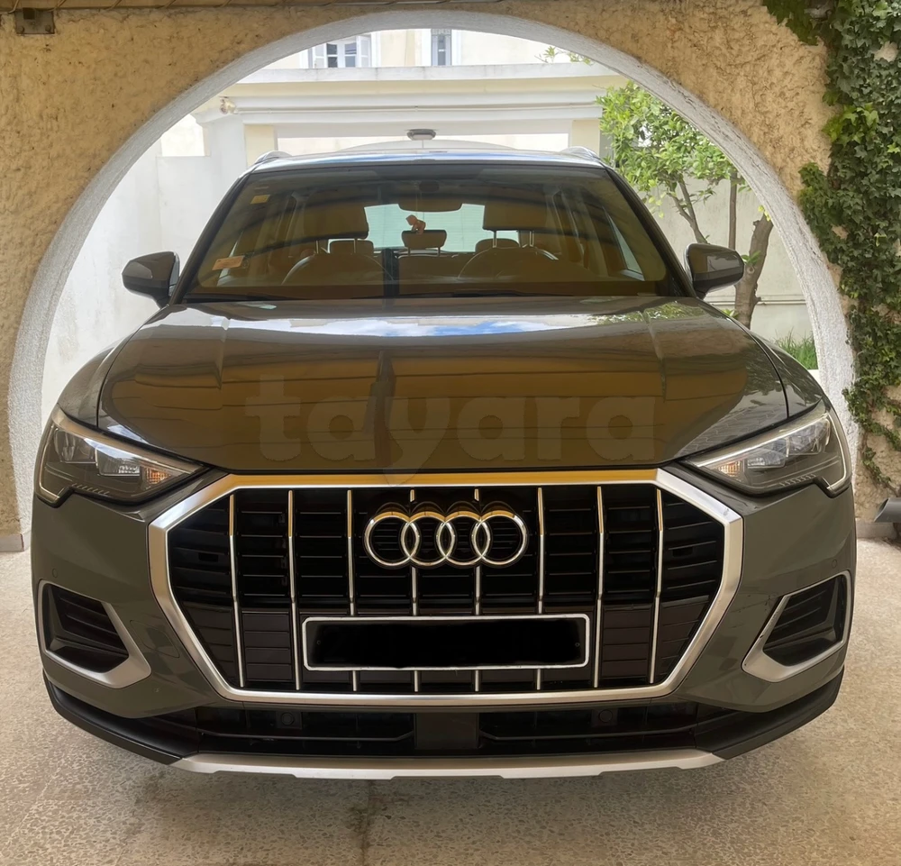 Carte voiture Audi Q3