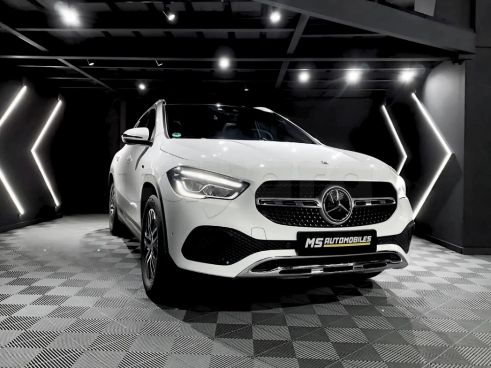 Carte voiture Mercedes-Benz Classe GLA