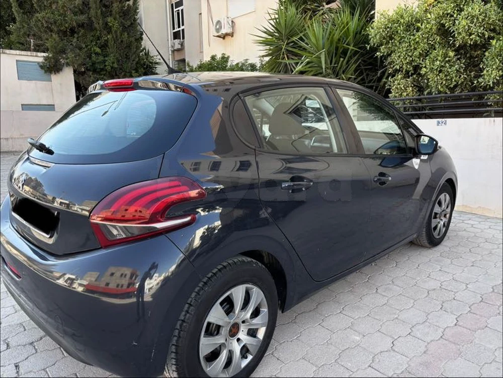 Carte voiture Peugeot 208