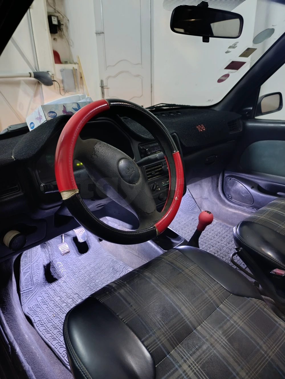 Peugeot 106