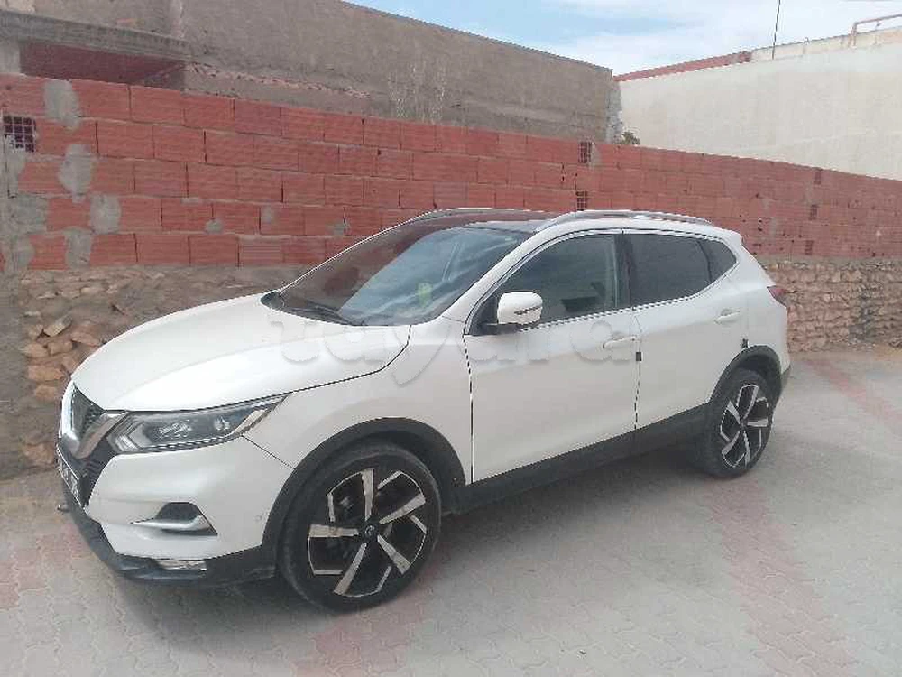 Carte voiture Nissan Qashqai