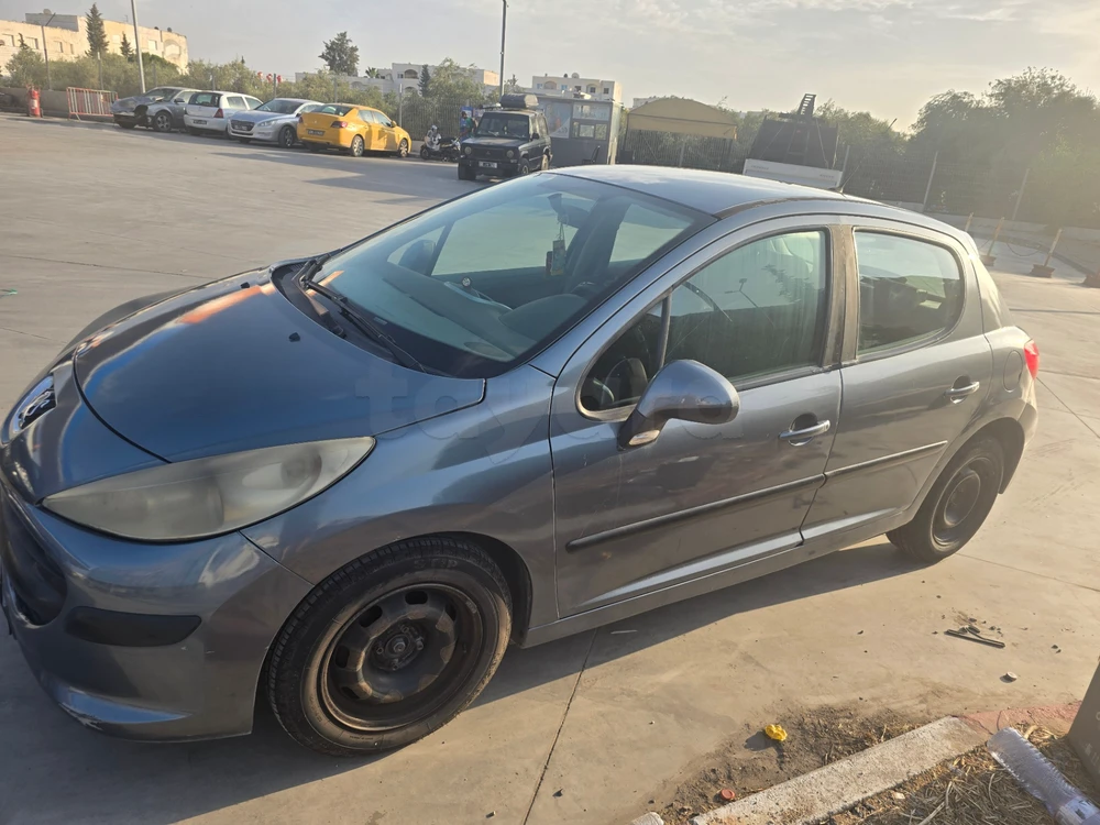 Peugeot 207