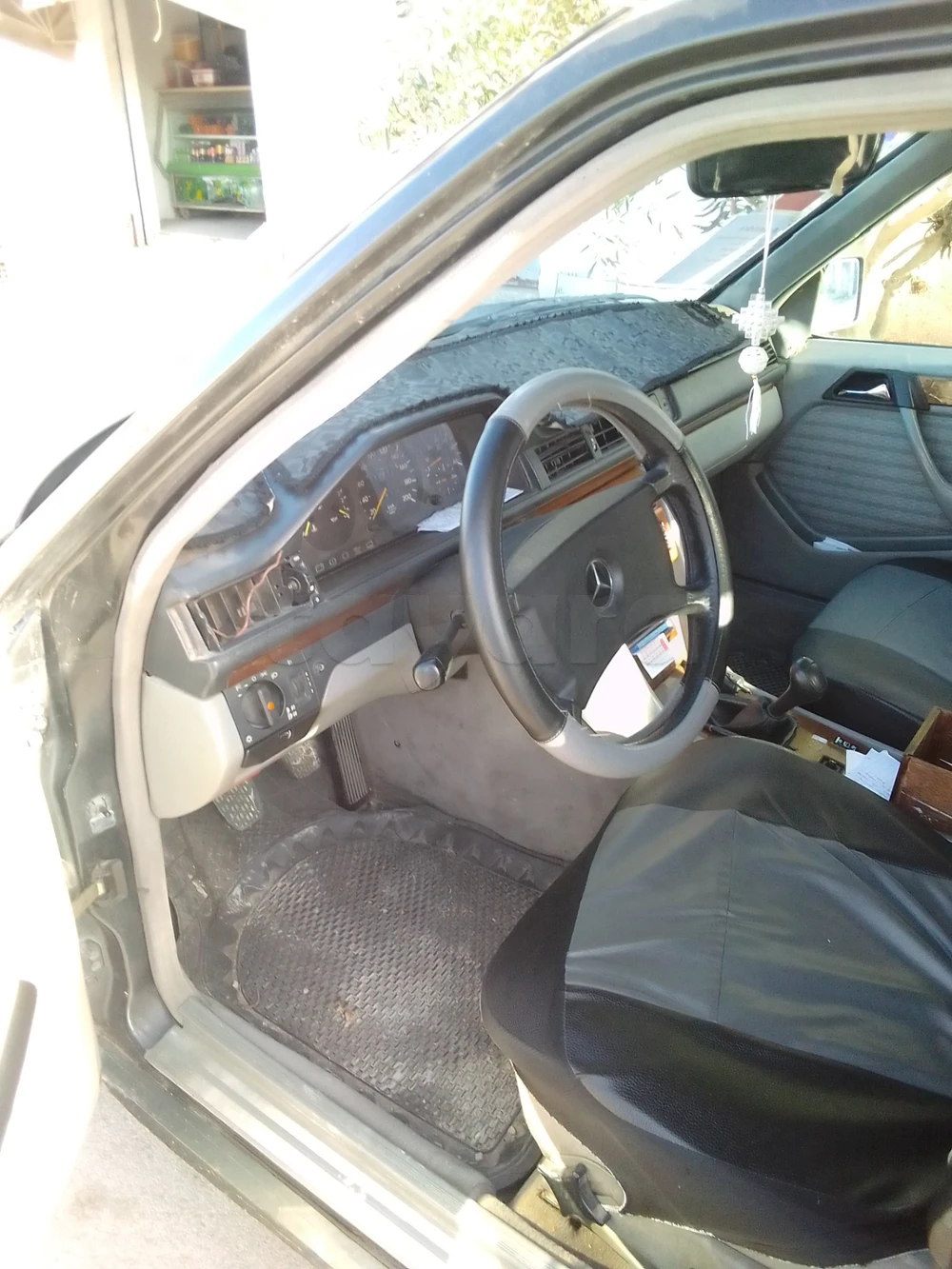 Mercedes-Benz 250