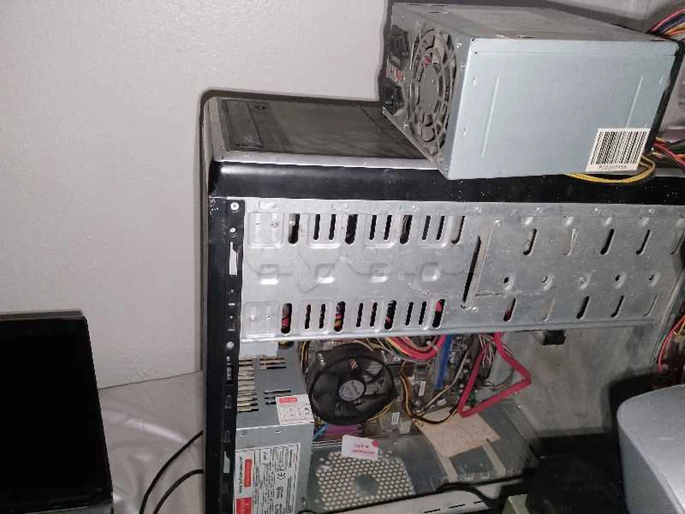je suis un formateur de maintenance électronique pratique