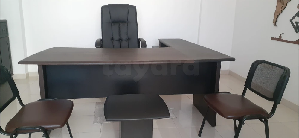 Ensemble de bureau presque neuf