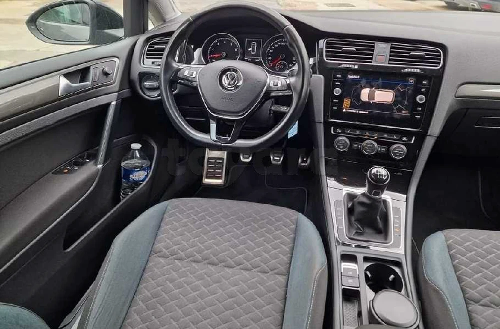 Carte voiture Volkswagen Golf