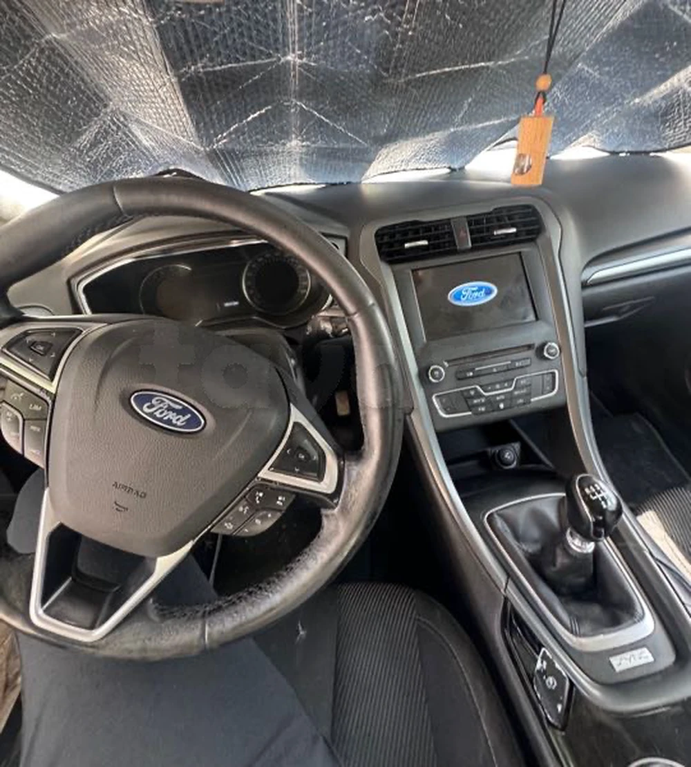 Carte voiture Ford Fusion