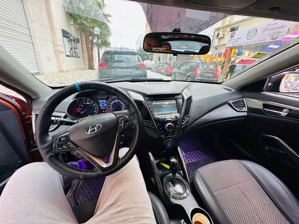 Hyundai Veloster
