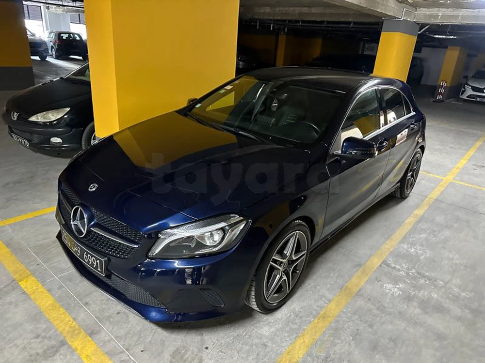 Carte voiture Mercedes-Benz Classe A