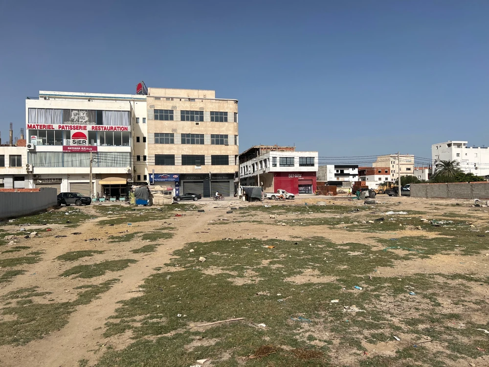 Un terrain de 800 m² a vendre