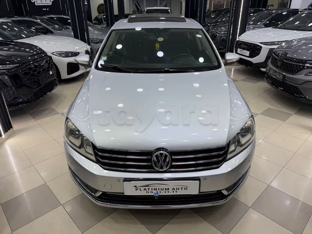 Carte voiture Volkswagen Passat