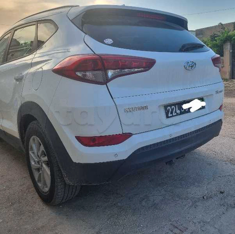 Carte voiture Hyundai Tucson