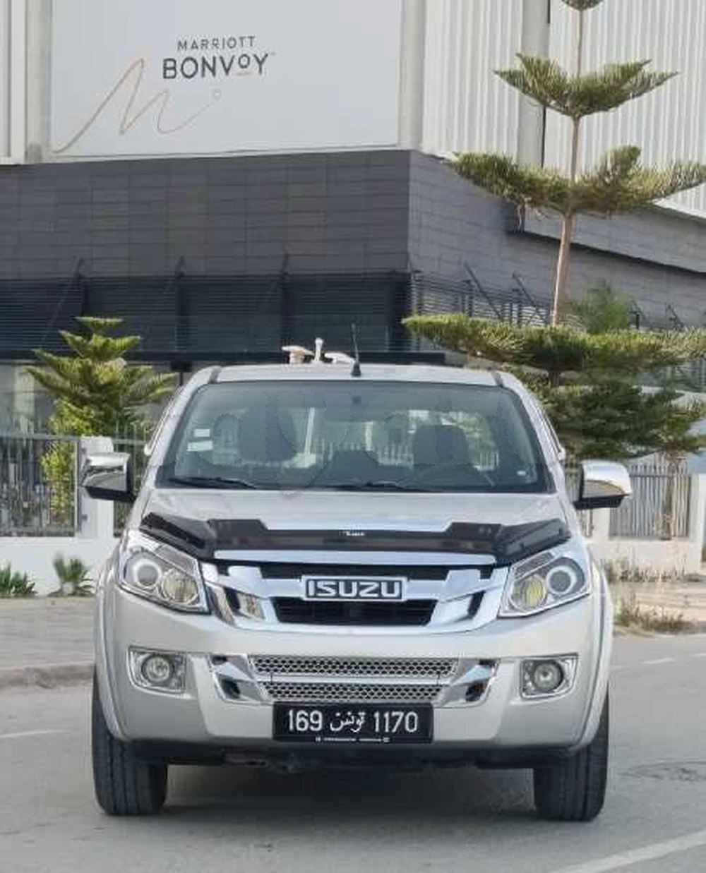 Carte voiture Isuzu D-Max