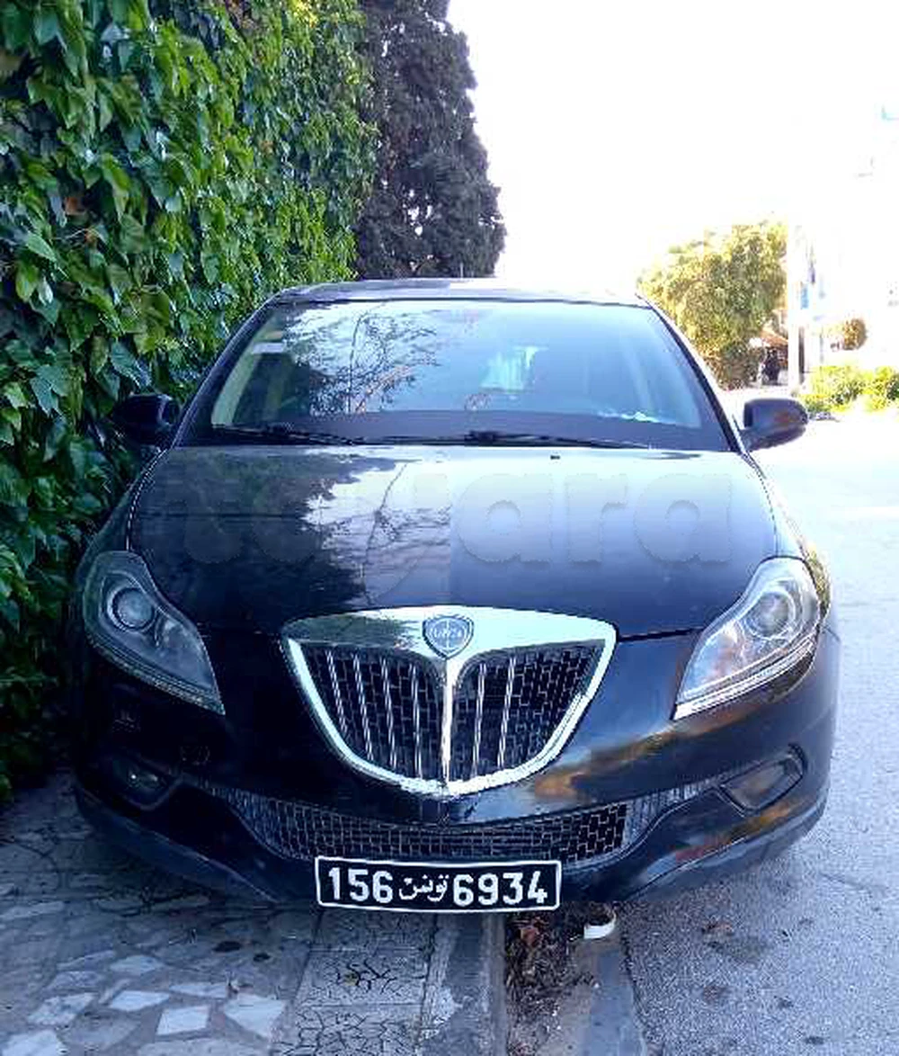 Carte voiture Lancia Delta