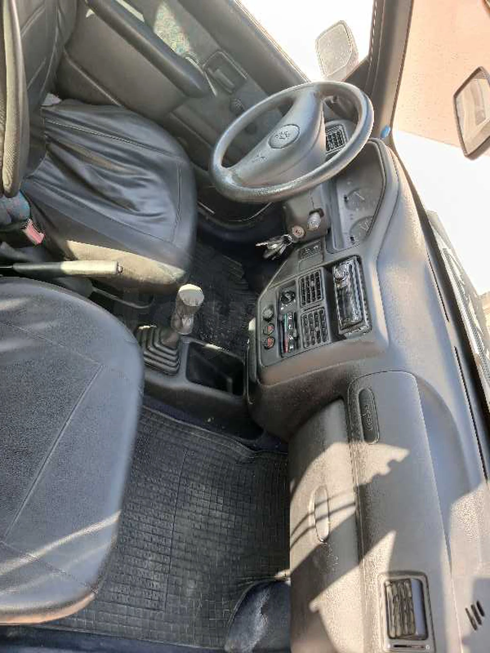 Peugeot 106
