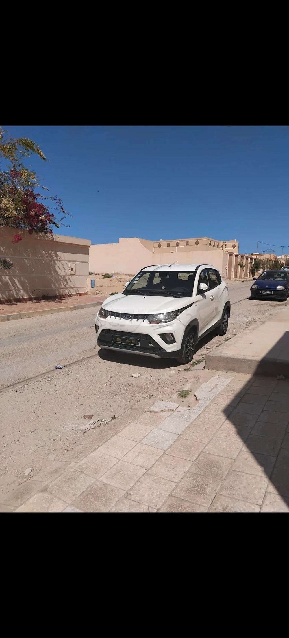 Carte voiture Mahindra Hover