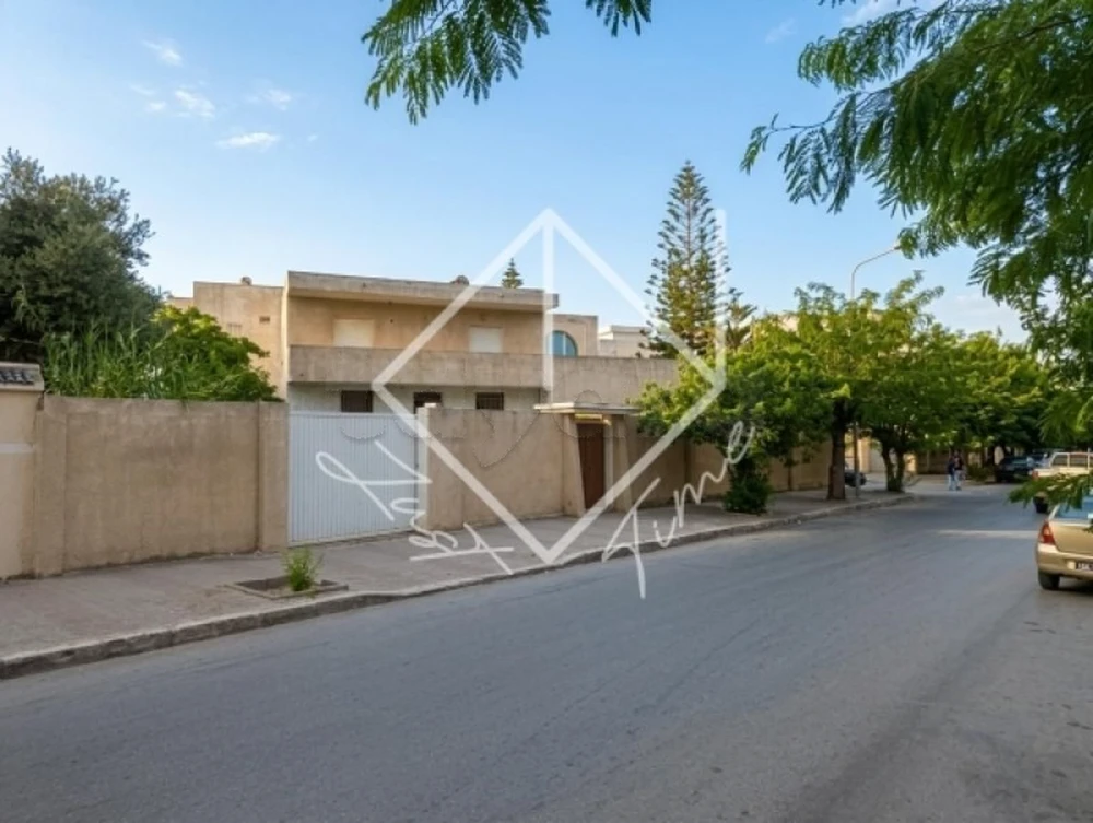 Villa à vendre à Tunis