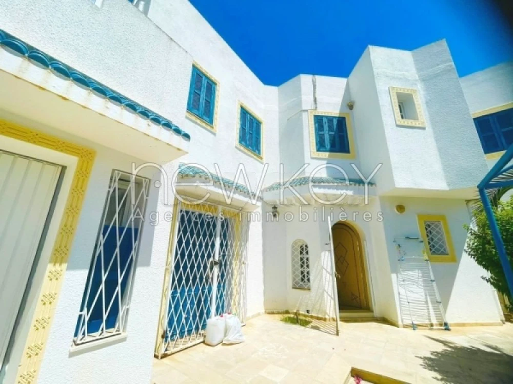Un duplex s+4 à la Marsa