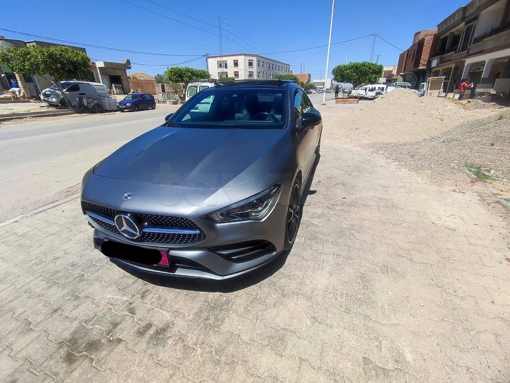 Mercedes-Benz 250