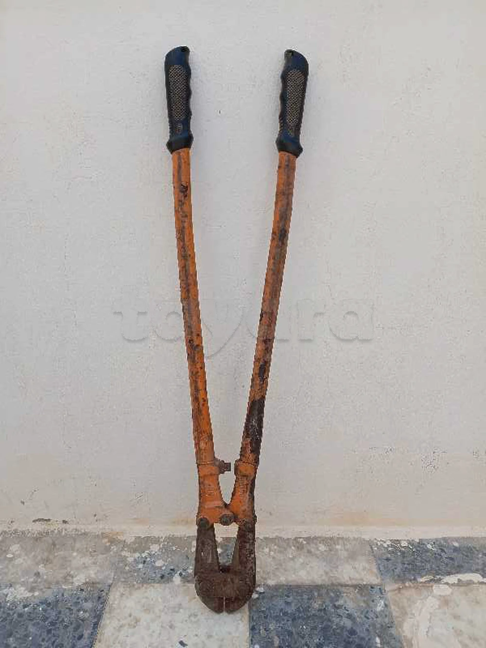 pince coupe-boulon de 36 pouces (900 mm).