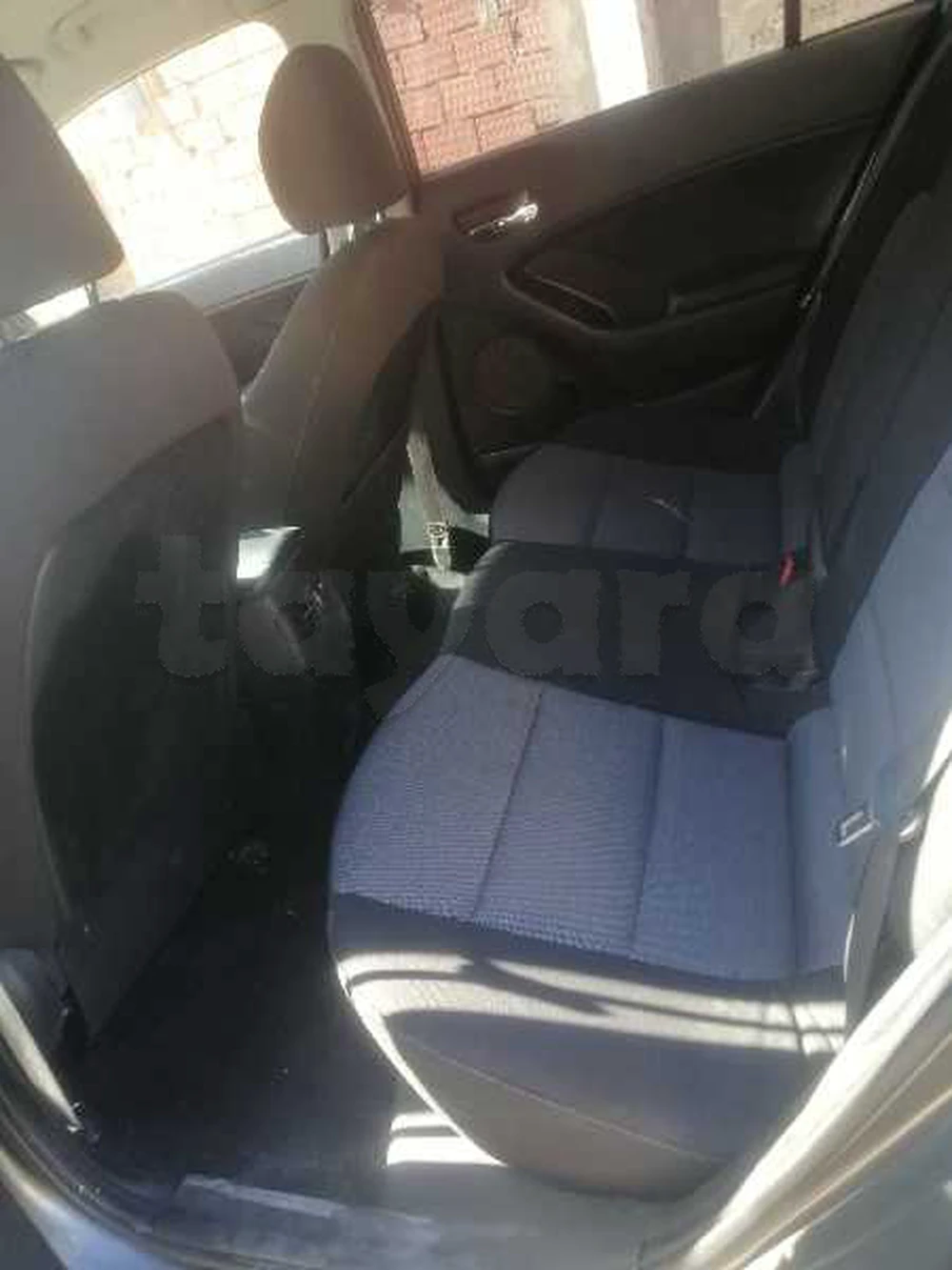 Carte voiture Kia Cerato