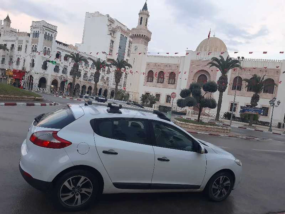 Carte voiture Renault Megane