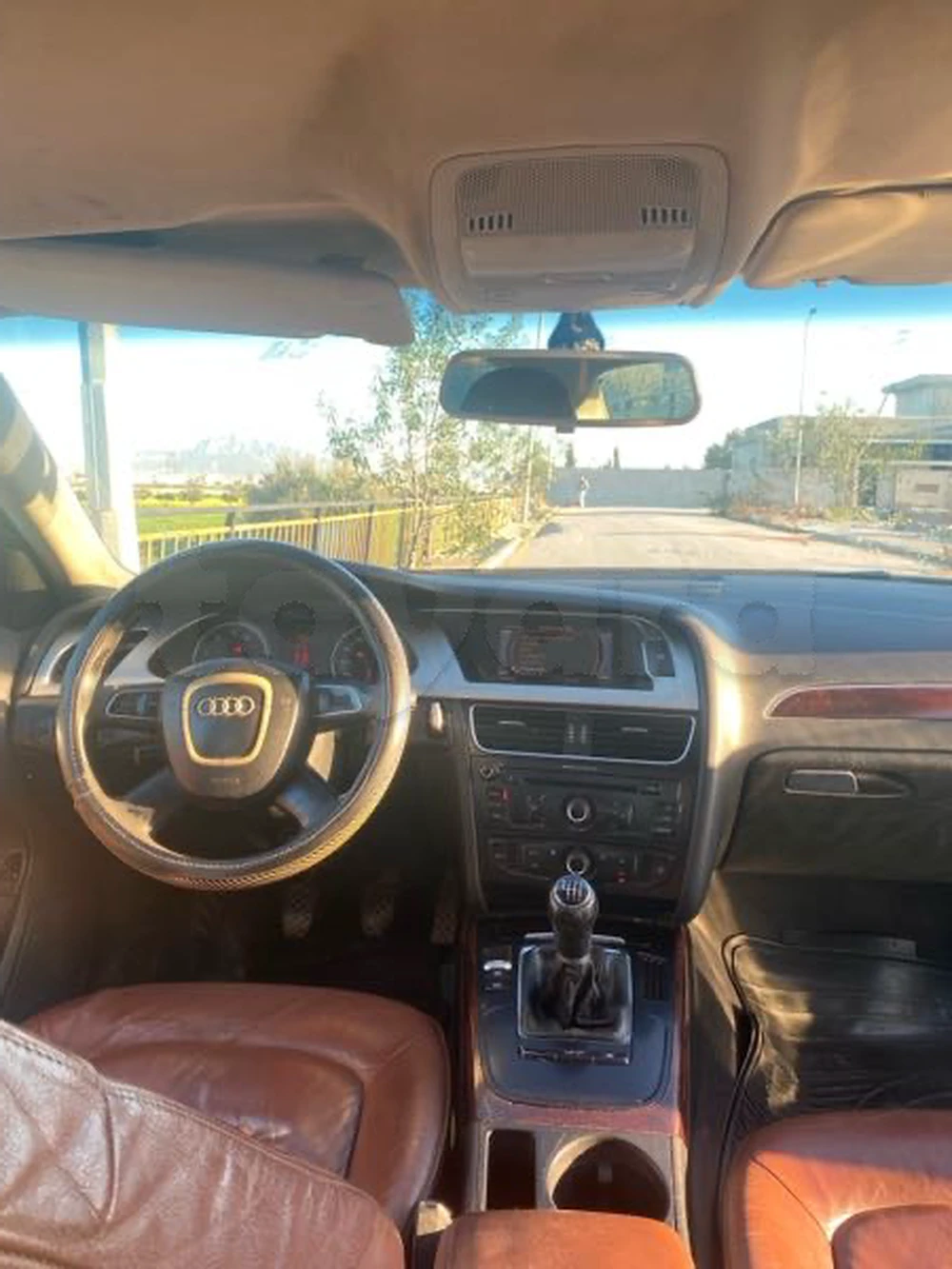 Carte voiture Audi A4