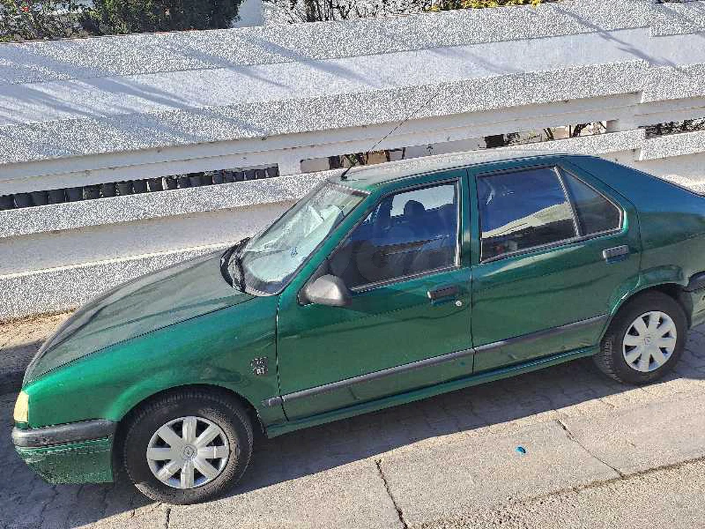 Carte voiture Renault R19