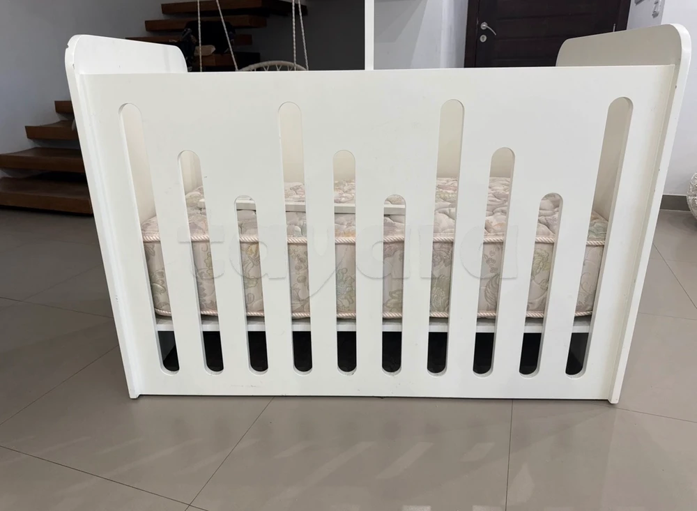 Lit bebe et commode