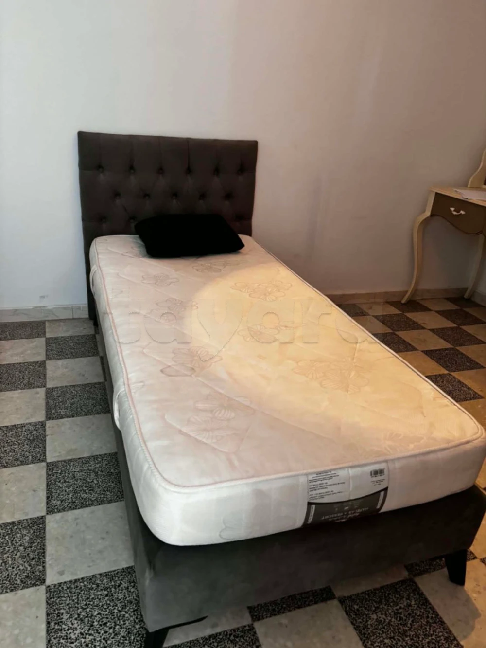 lit une place