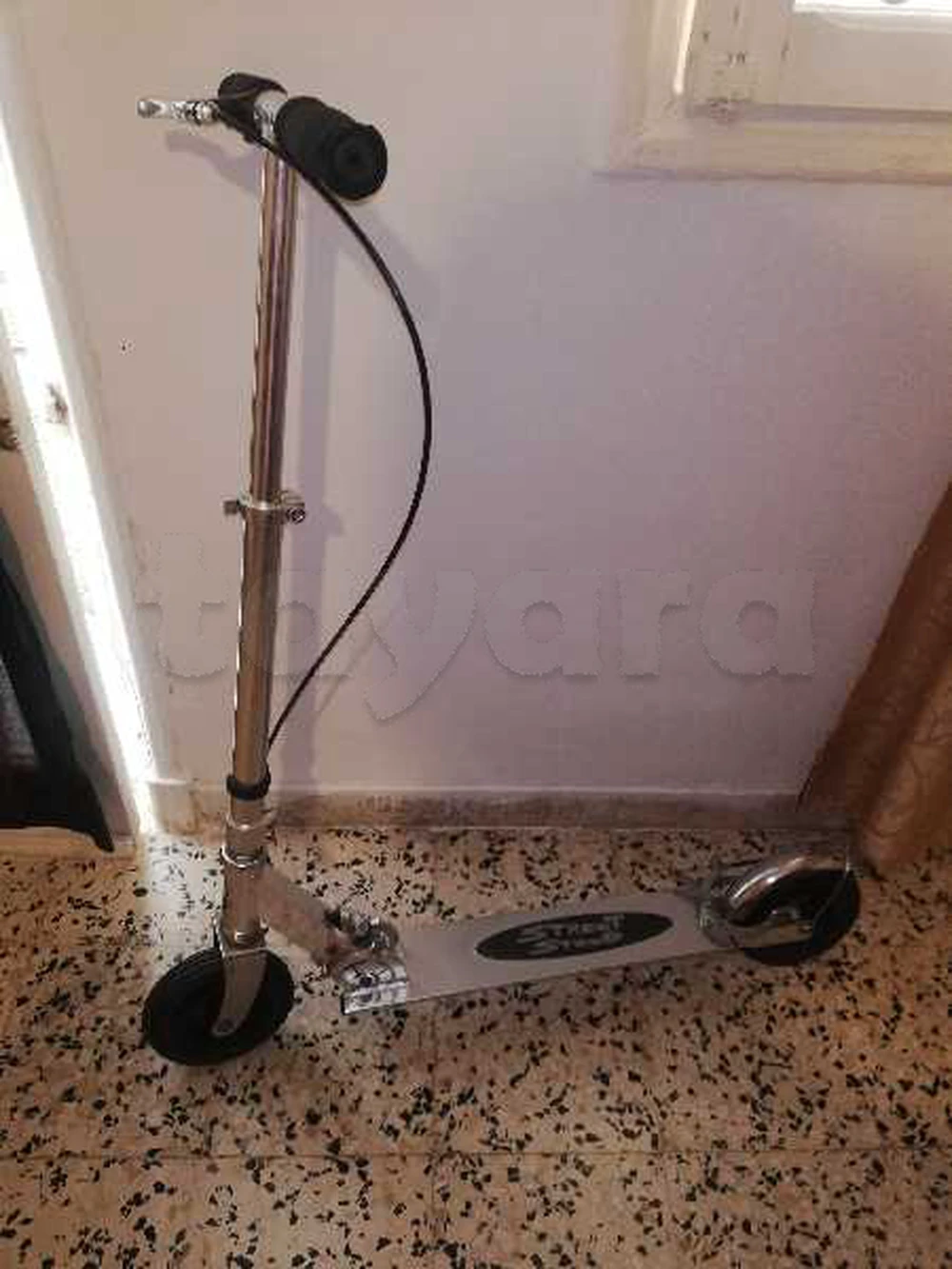 À Vendre trottinette enfant