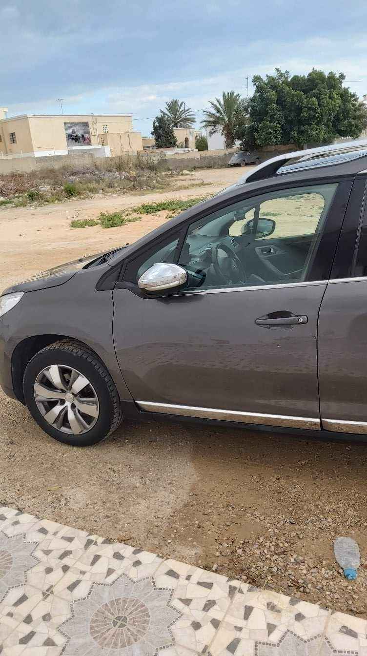 Carte voiture Peugeot 2008