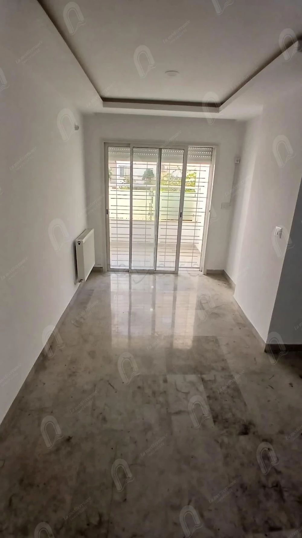 A louer un appartement S+2 hst au rdc