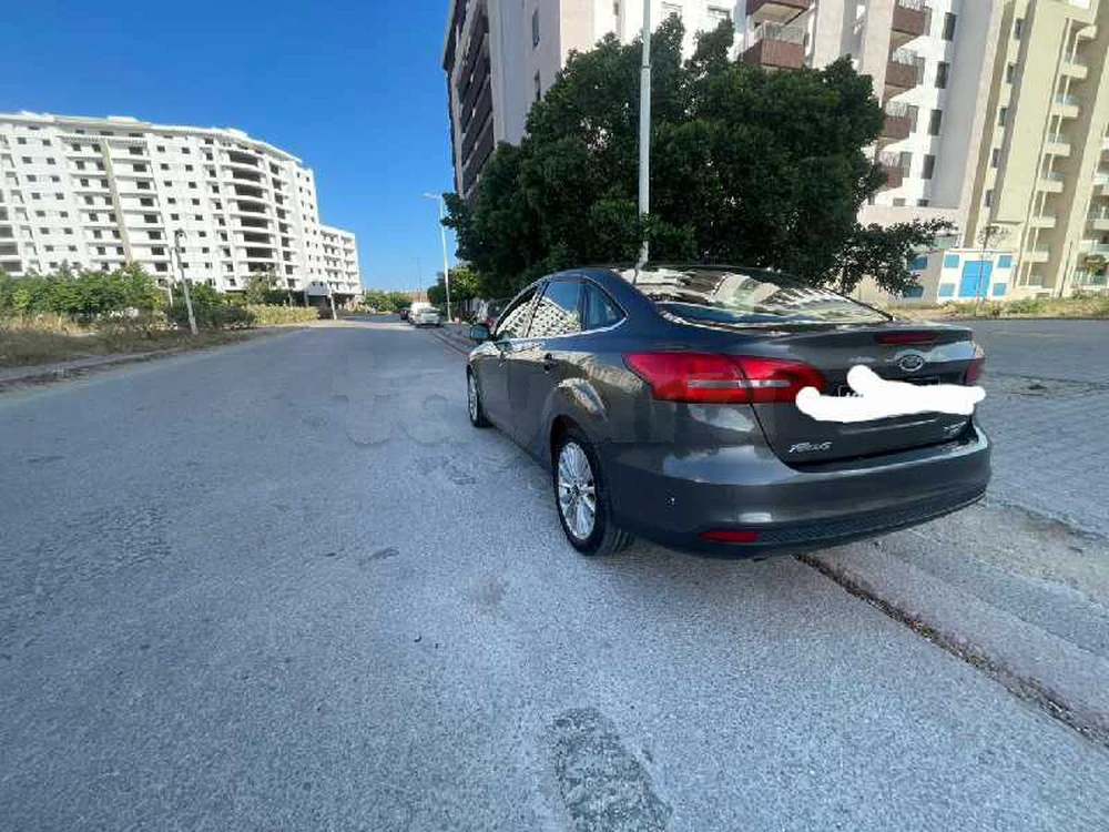 Carte voiture Ford Focus C-MAX